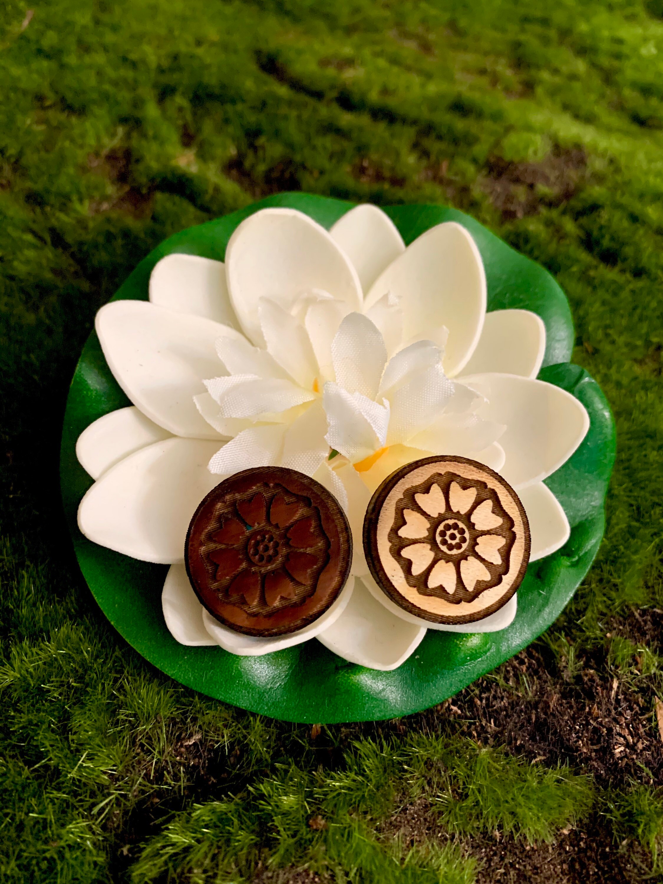 White Lotus Tile Etsy