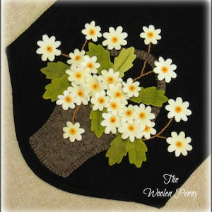 Picking Daisies Penny Rug Wool Applique Table Runner PDF INSTANT PATTERN