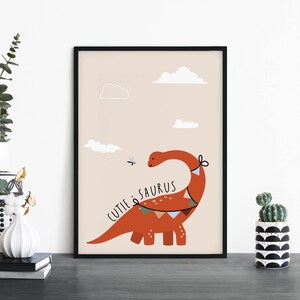 Cutie-Saurus Dinosaur Poster Print Wall Art / Niños Niños Niños Niñas Guardería Dormitorio / A4 A3 A2 A1
