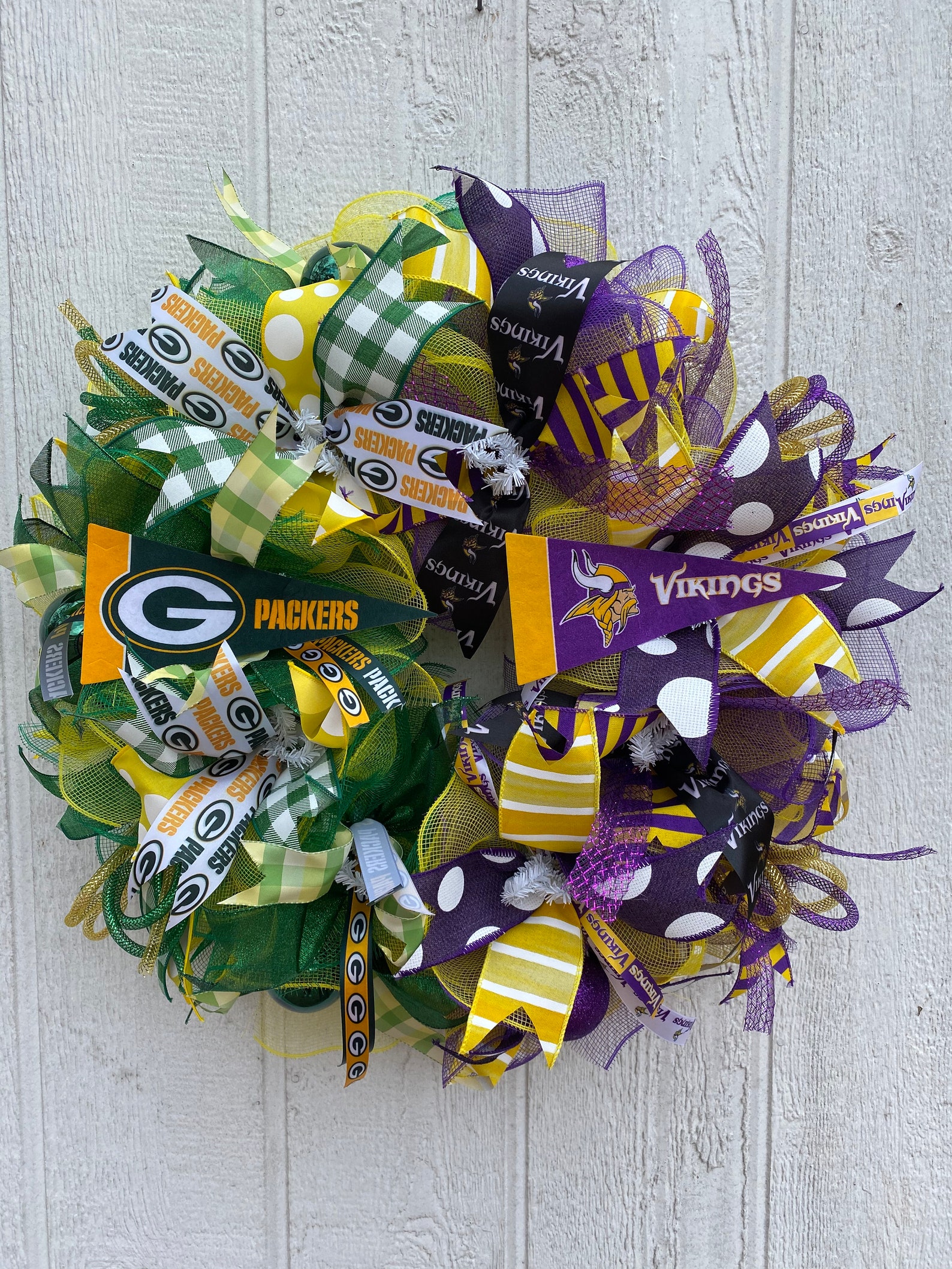 Green Bay Packers Minnesota Vikings House Divided Wreath/ NFL Wreath