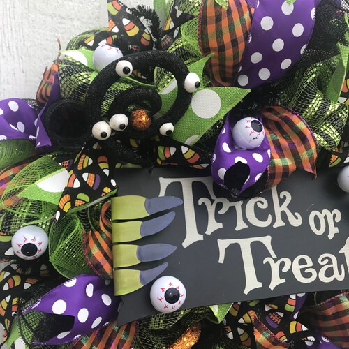 Trick or Treat Wreath/ Halloween Wreath/ Trick or Treat Mesh Wreath/ Front Door Wreath/ Door shops Wreath
