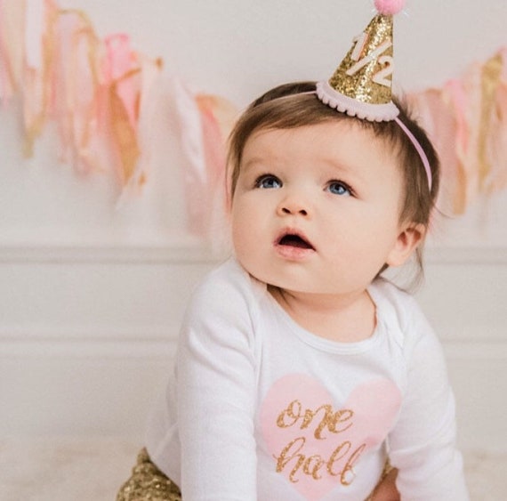 6 month photo shoot outfits girl