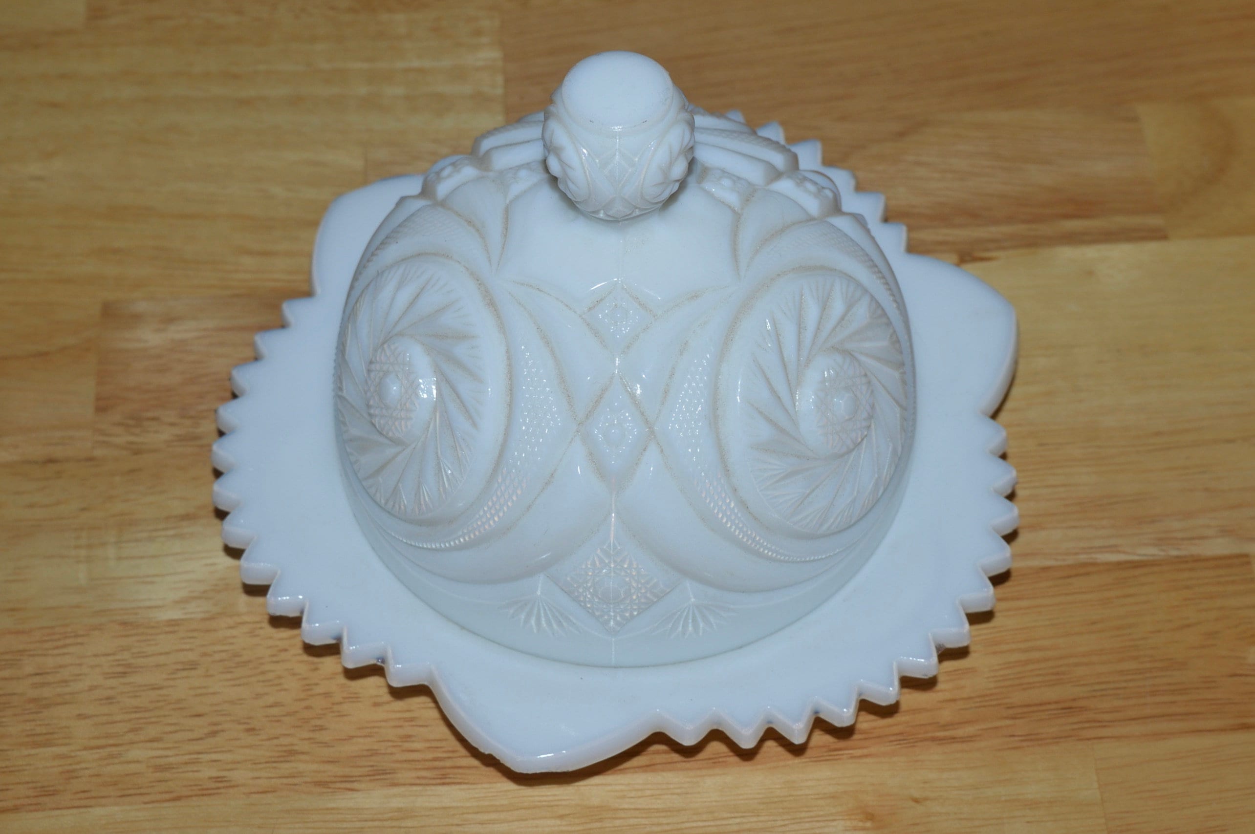 Home & Living Butter Cheese Server Milk Glass Sunburst Serving Dish