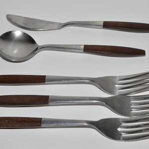 thumbnail image 2 of Interpur INR2 Faux Brown Wood Stainless Steel Flatware - CHOOSE Your Pieces (165) 2 of 5