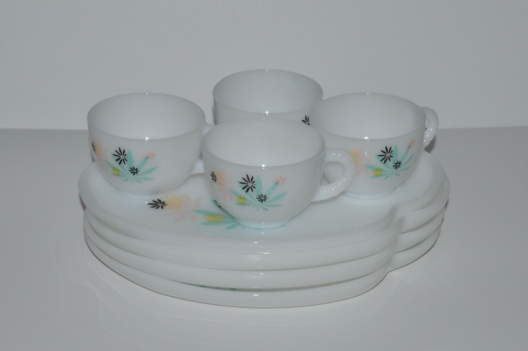 Federal Glass Patio Snack Set Federal Glass Atomic Flower Etsy