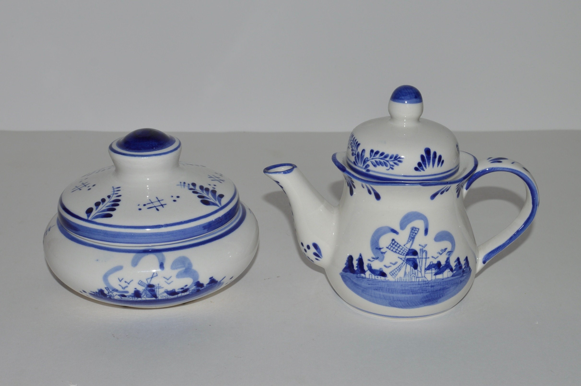 Vintage Delft Cream and Sugar Set, Vero Delft Blue and White