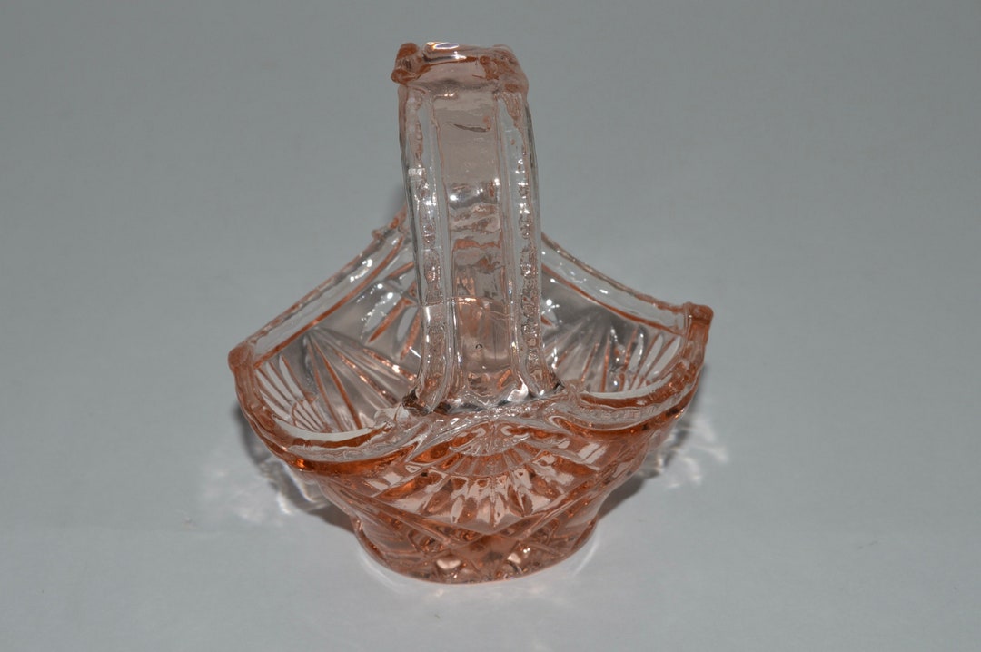 Vintage Pink Depression Glass Basket, Art Deco Style Glass, Starburst