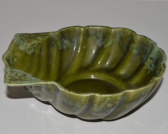 Vintage Covina Pottery Drip Glaze Shell Planter, California Pottery, Scallop Shell Planter, Collectible USA Pottery Piece, Retro Ceramics