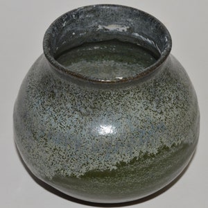 Vintage 1970s Studio Pottery Planter Bowl,  Green Grey Glaze, Primitive Rustic Decor, Glazed Drip Pottery Pot w Artist&#39;s Initials and Date