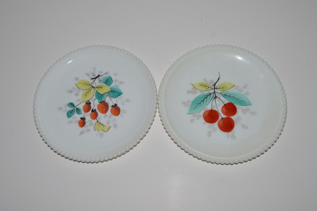 Vintage Westmoreland Glass Beaded Edge Plates, Milk Glass With Hand ...