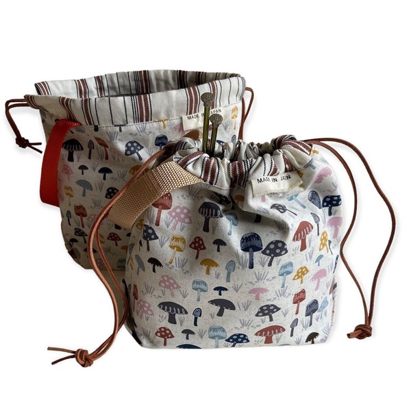 Mushrooms Field Bag. Knitting Project Bag. Drawstring closure, clear vinyl pocket. Easy to grab strap. Alpaca yarn. pockets Plaid lining