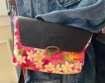Hawaiian Waxed Canvas Haralson Belt Bag. Fits Phone and 2 secure zippered pockets Adjustable strap/small purse/bum/sling/Fanny pack
