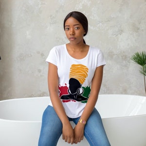 Mudcloth Design T-shirt, Black Women Shirt, African Woman T-shirt Design, African American Girl With Afro Hair Tshirt, Black Queen Shirt,