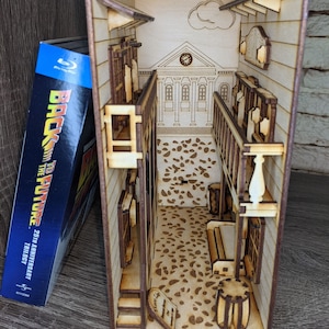 Get Back From the Wild West to the Future -Themed Book Nook