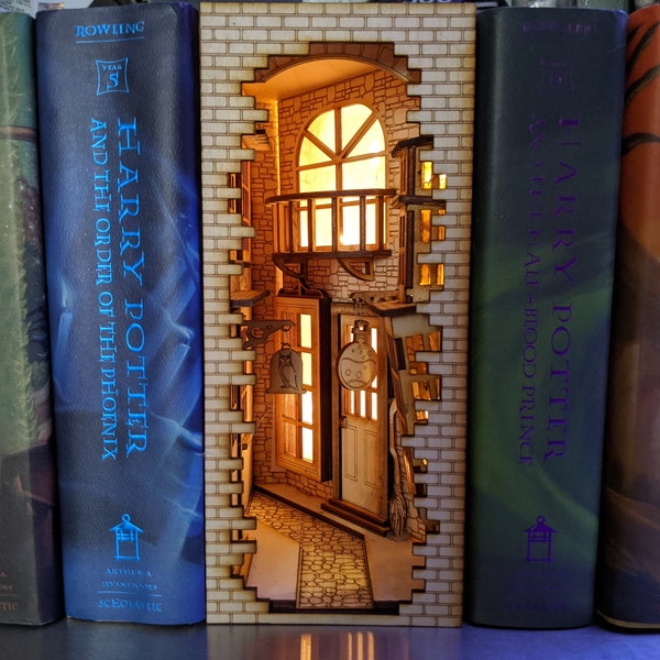 Wizard Alley Themed Book Nook