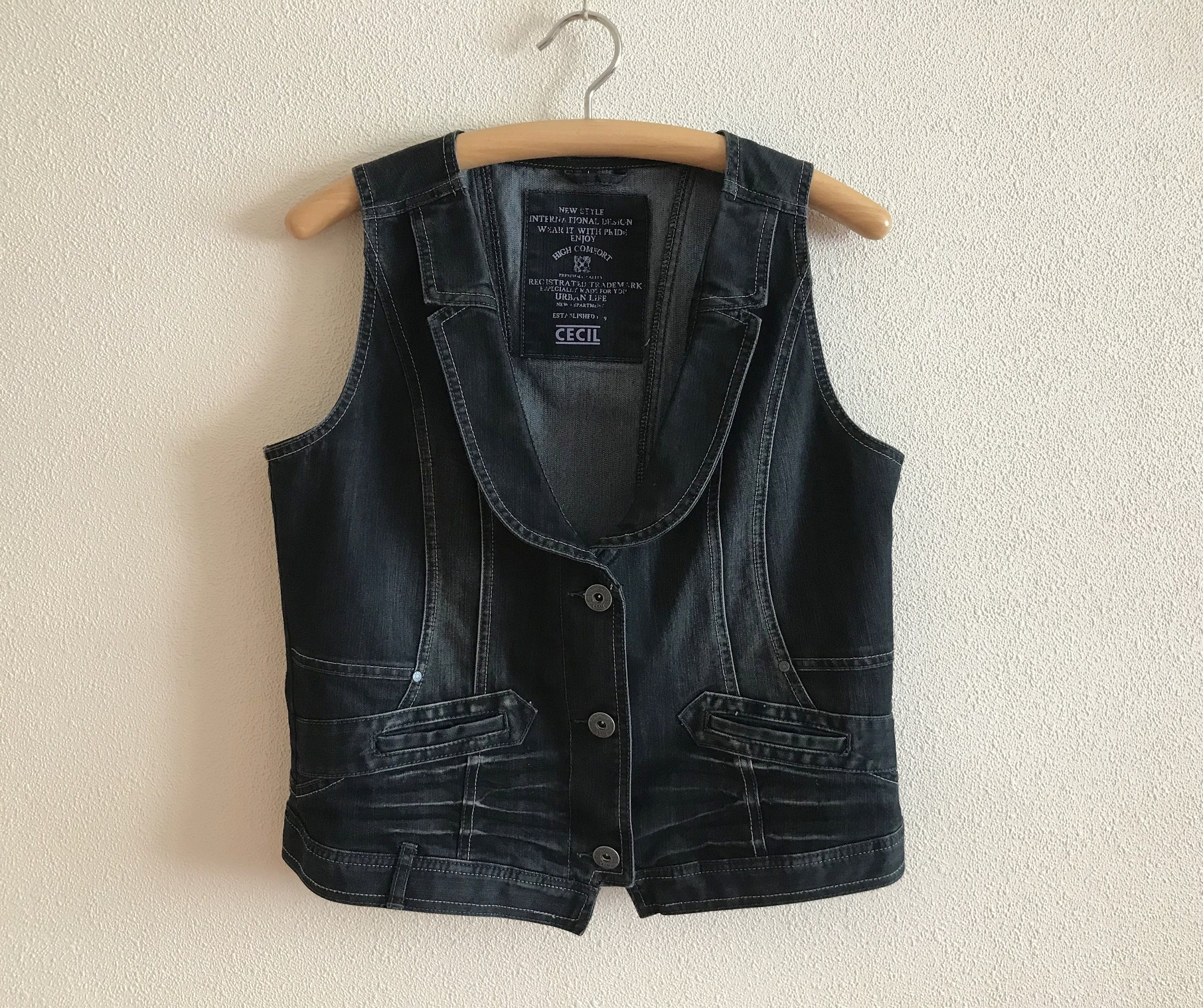 Black jean vest clearance womens