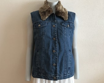 Quilted Denim Vest Women's Vest Blue Denim Vest Removable Faux Fur Collar Warm Womens Waistcoat Country Western Boho Sleeveless Denim Jacket