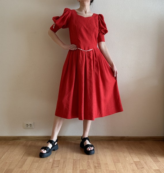 Vintage Dirndl Dress Red Midi Dress Puff Sleeves T