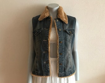 Quilted Denim Vest Women's Vest Blue Denim Vest Faux Fur Collar Warm Womens Waistcoat Country Western Boho Sleeveless Denim Jacket