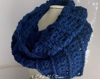 Blue crochet infinity neck warmer, Winter accessory for her, Valentine's Day gift