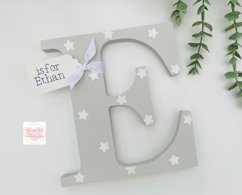 Personalised Freestanding Wooden Letter Name Tag, Kids Bedroom Shelf Decor imagem 11