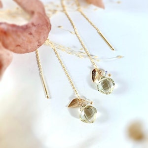 Boucles d'oreille longue pierre naturelle Quartz citron avec perle de Swarovski et une feuille dorée chaine earrings image 2