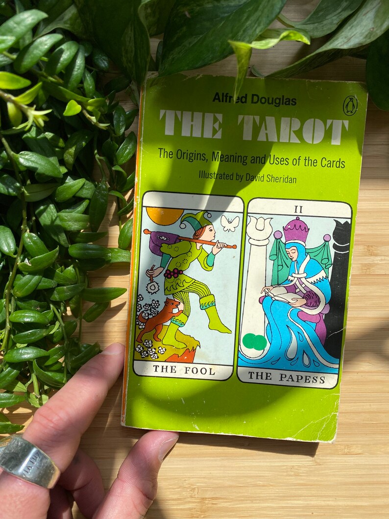hititbet Douglas, Alfred: TAROT – Veien til dit indre Selv ...
