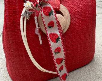 Pretty handmade bee keychain