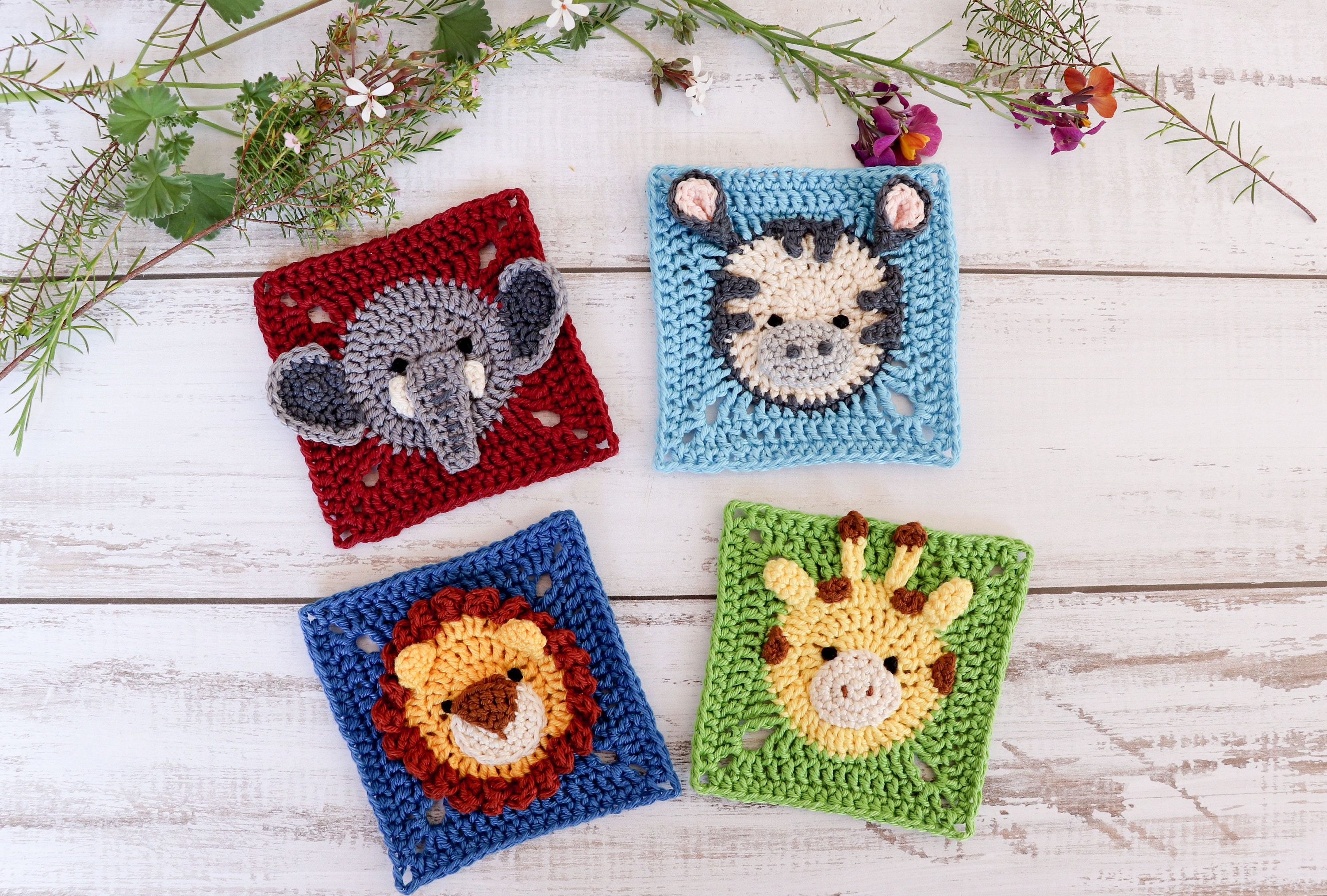 Crochet zebra square pattern // Zebra granny square motif // Etsy España