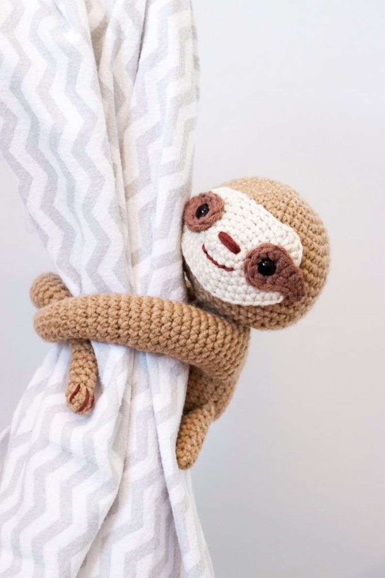 Crochet sloth curtain tie back pattern // Left & right side // Nursery decor // Crochet sloth pattern // Baby toy // Window treatment image 1