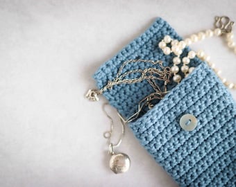 Crochet pouch gift card holder pattern // PDF crochet pattern // Notions holder // coin purse