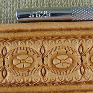 Craft Japan S629 Lined Oval Seeder Stamp leather Stamping Tool - Etsy