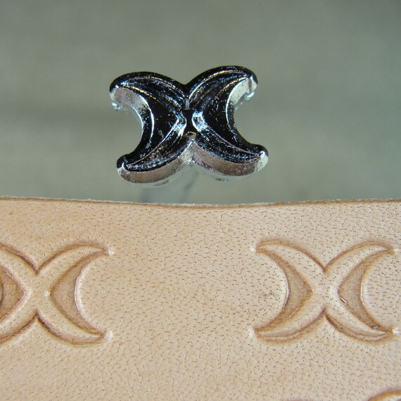 Steel Craft Japan - #D616 1/2 Border Stamp (leather Stamping Tool