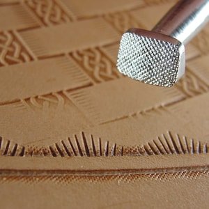 Leather Stamping Tool - Checkered Border Beveler Leather Stamp, B971