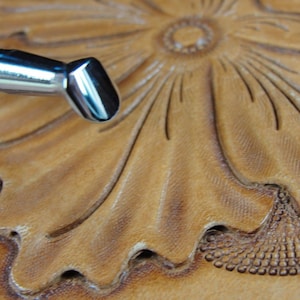 Steel Craft Japan - #B61 Large Undercut Beveler / Petal Lifter Stamp (Leather Stamping Tool)