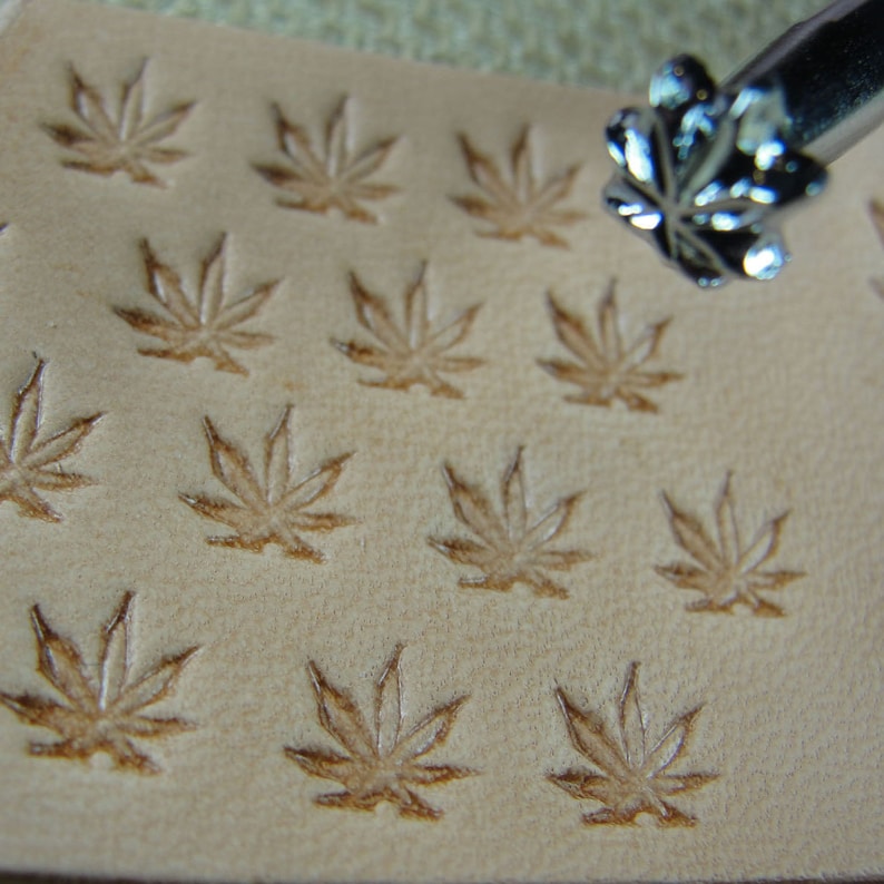 Leather Stamping Tool #O66 Extra Small Marijuana Leaf Stamp Steel Craft Japan