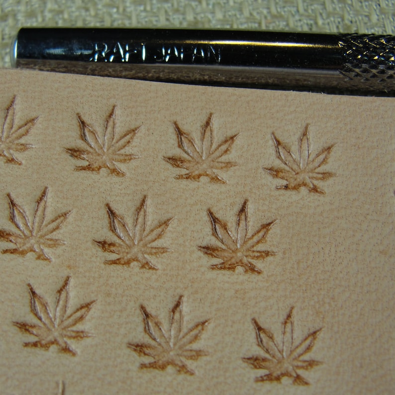 Leather Stamping Tool #O66 Extra Small Marijuana Leaf Stamp Steel Craft Japan