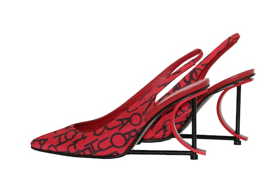 Charles jourdan heel shoes design