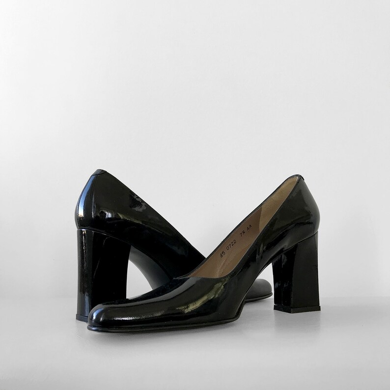 Chunky-Heel 90/'s Heeled Vintage Heels Shoe Black Shiny 1990/'s Leather Pumps Made in Spain