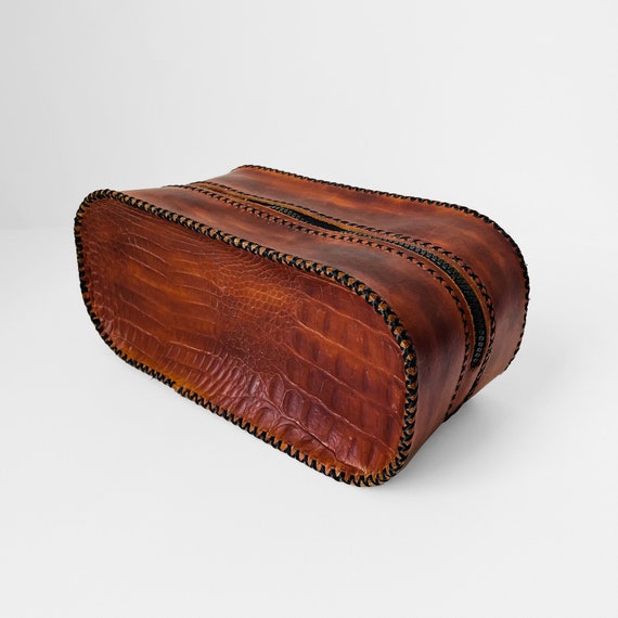Vintage, Australian, FauxLeather, Structured, ZipTo… Gem