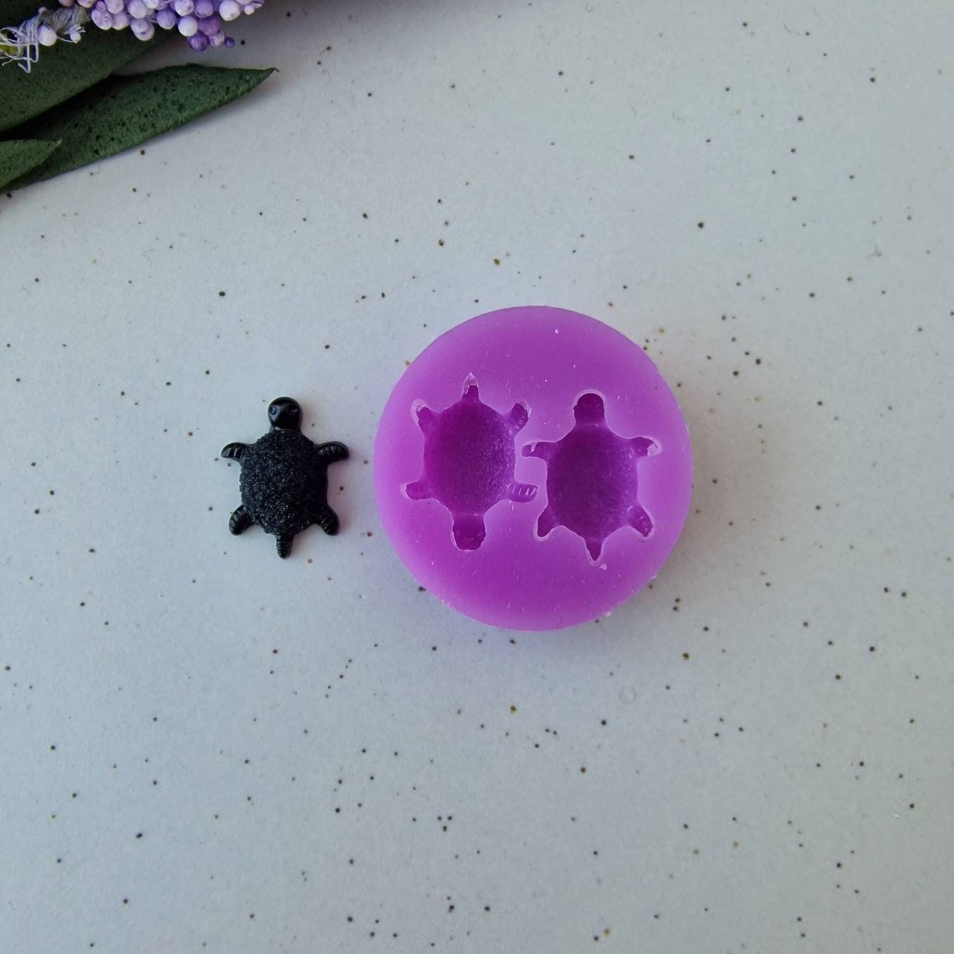 Silicone Mold for Resin/clay 4 Tiny Shells,mold for Earrings Studs 11 X 12  Mm 