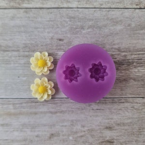 Resin silicone stud earrings mould - 13mm hybrid flower mold, 3D flower mold, Polymer Clay Mold, resin mould, Flexible mould, resin supplies