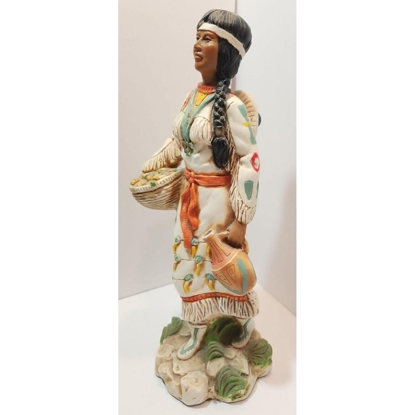 インディアン　置物　Universal Statuary 198 Vtg Universal Statuary Corp Native American Woman W/baby Signed
