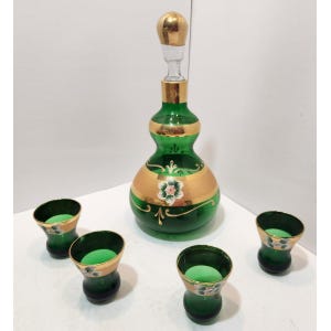 Vtg Venetian Green Glass Handpainted Decanter w/Gold Trim & Florals and 4 Cups