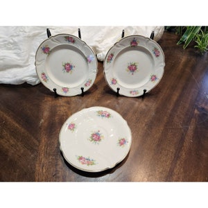 Vintage Taylor Smith Taylor Set of 2 6.25 Bread Plates  1 Saucer 9403
