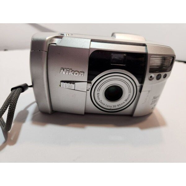 Nikon Nuvis 110i APS Point & Shoot Film Camera  Good Condition