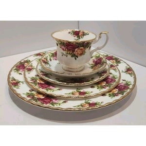 Vintage Royal Albert Bone China Old Country Roses 5 couverts, Angleterre