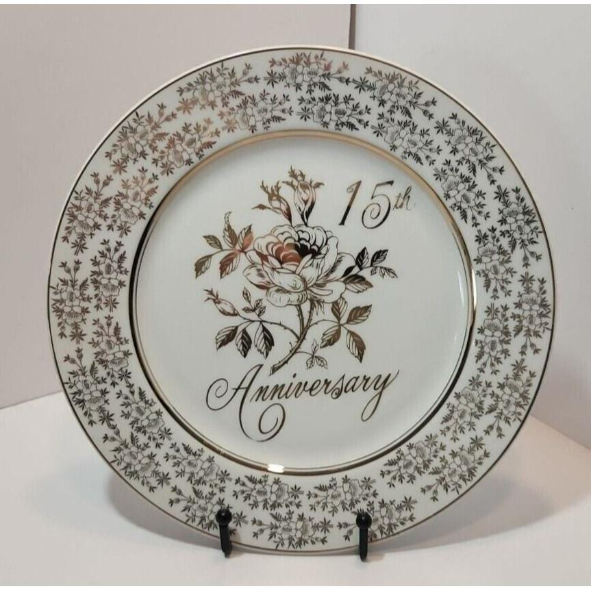 ヴィンテージ ノークレスト 15周年記念プレート：ゴールドフローラル