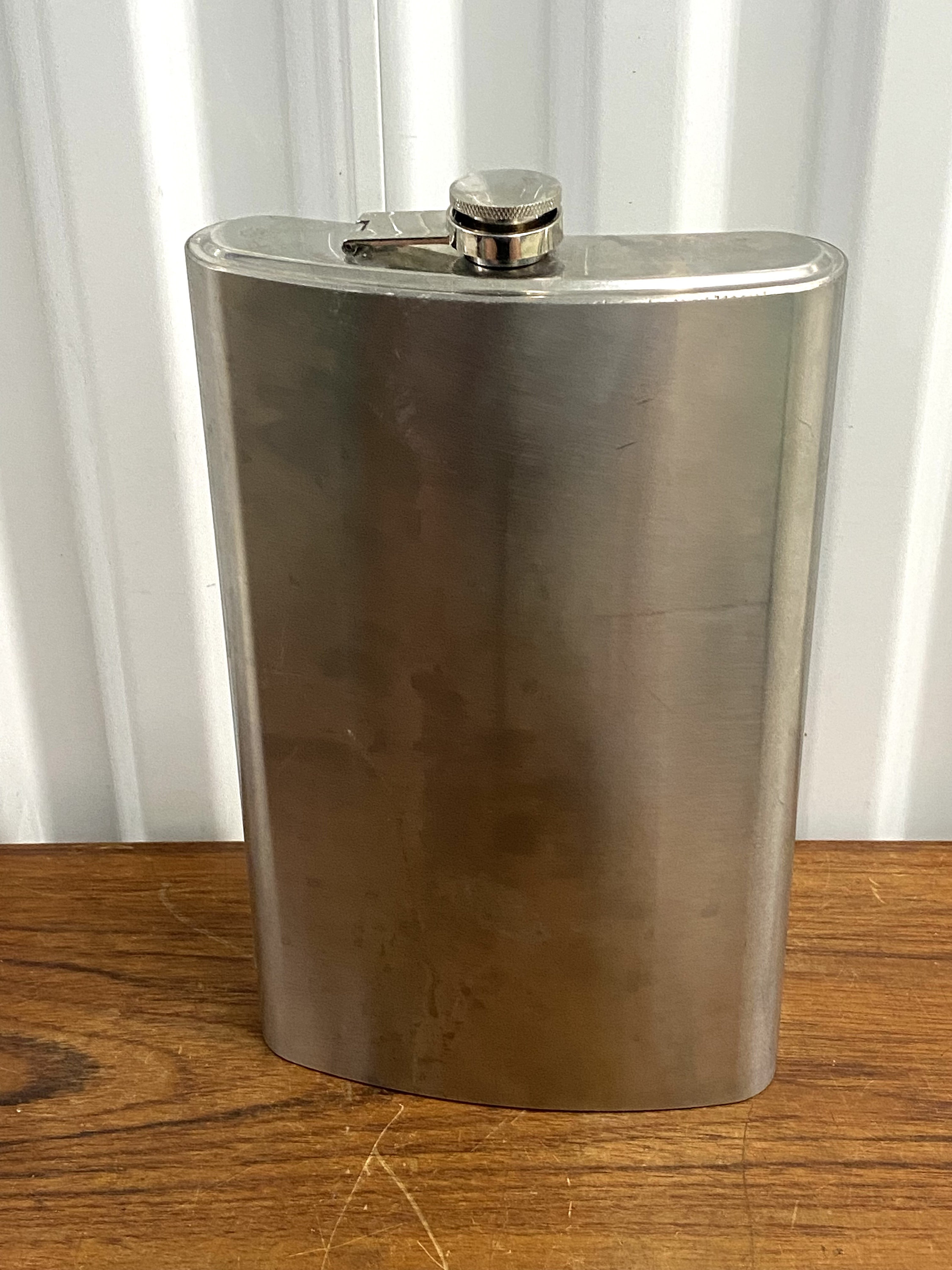 8oz Geisha V2 Stainless Steel Flask 8oz Geisha V2 Stainless Steel Flask