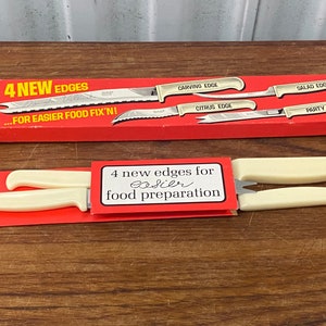 Vintage Set Of 4 Quickcut Knives 4 Different Edges White Plastic Handles NOS